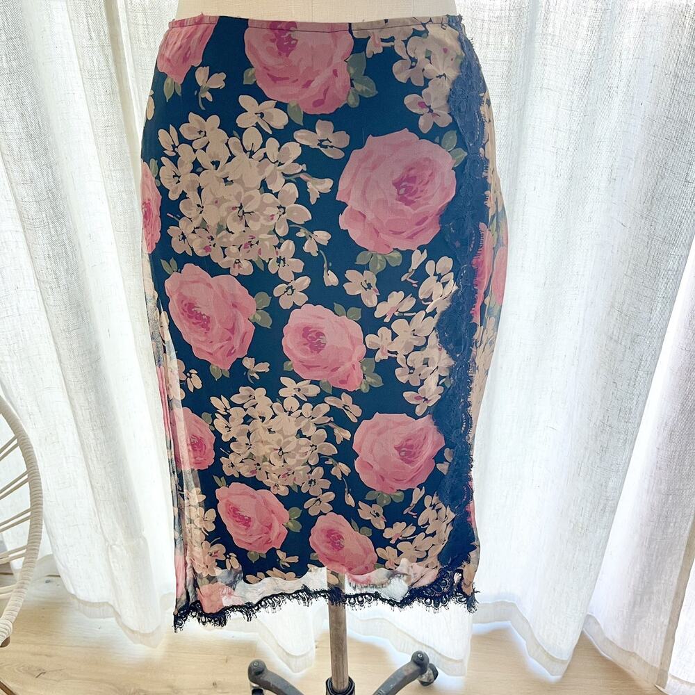 Betsy Johnson Y2K Vintage Rare Grunge Black Pink Floral Lace Trim Skirt Size 4